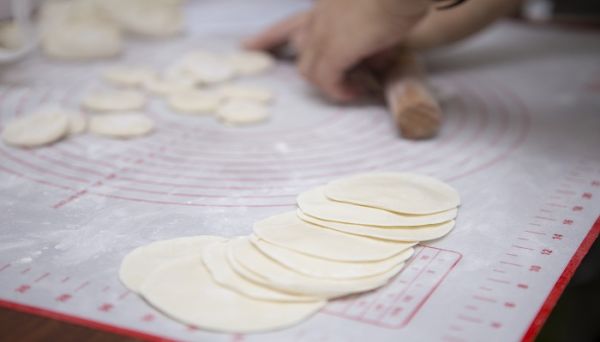 饺子皮的30种吃法 剩饺子皮怎么做好吃