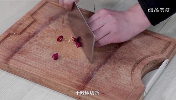 黄焖带皮牛肉 黄焖带皮牛肉怎么做