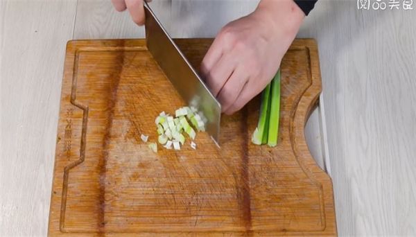 豆角烧茄子怎么做 豆角烧茄子的做法