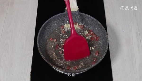 番茄焖青豆 番茄焖青豆详细做法