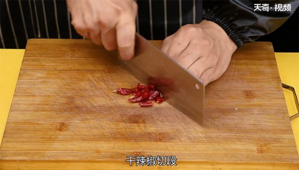 麻辣鸭脖的做法 麻辣鸭脖怎么做