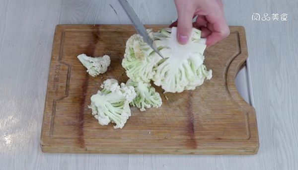 鸭胗炒花菜的做法  鸭胗炒花菜怎么做