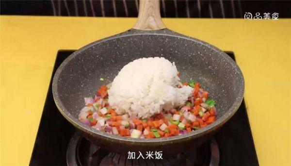 鱿鱼包饭怎么做 鱿鱼包饭做法是什么