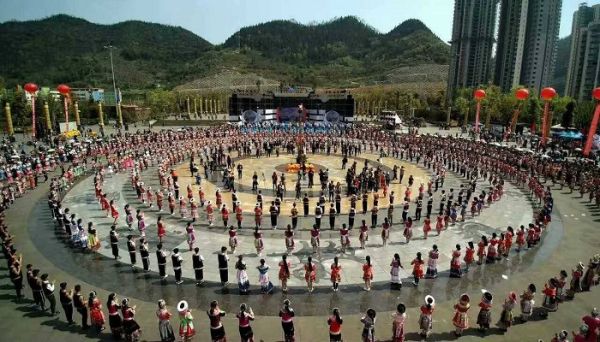 花山节是哪个民族的节日 花山节是什么节日