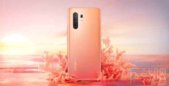 vivox30和vivoiqoopro哪款好？5G手机vivo x30和iqoo pro全面对比评测