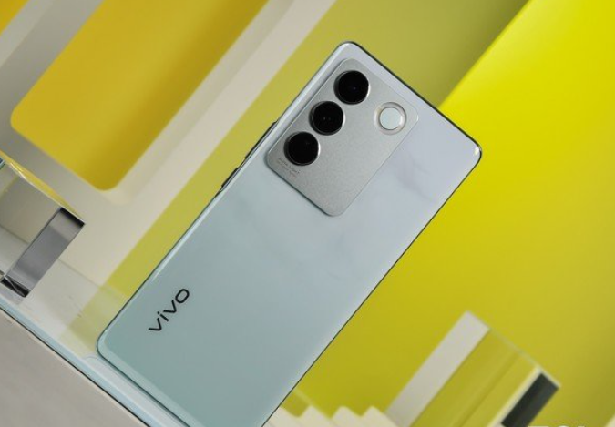 vivos16跟s16pro哪个更好