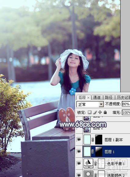 如何用Photoshop CC给外景美女加上韩系秋季粉蓝色